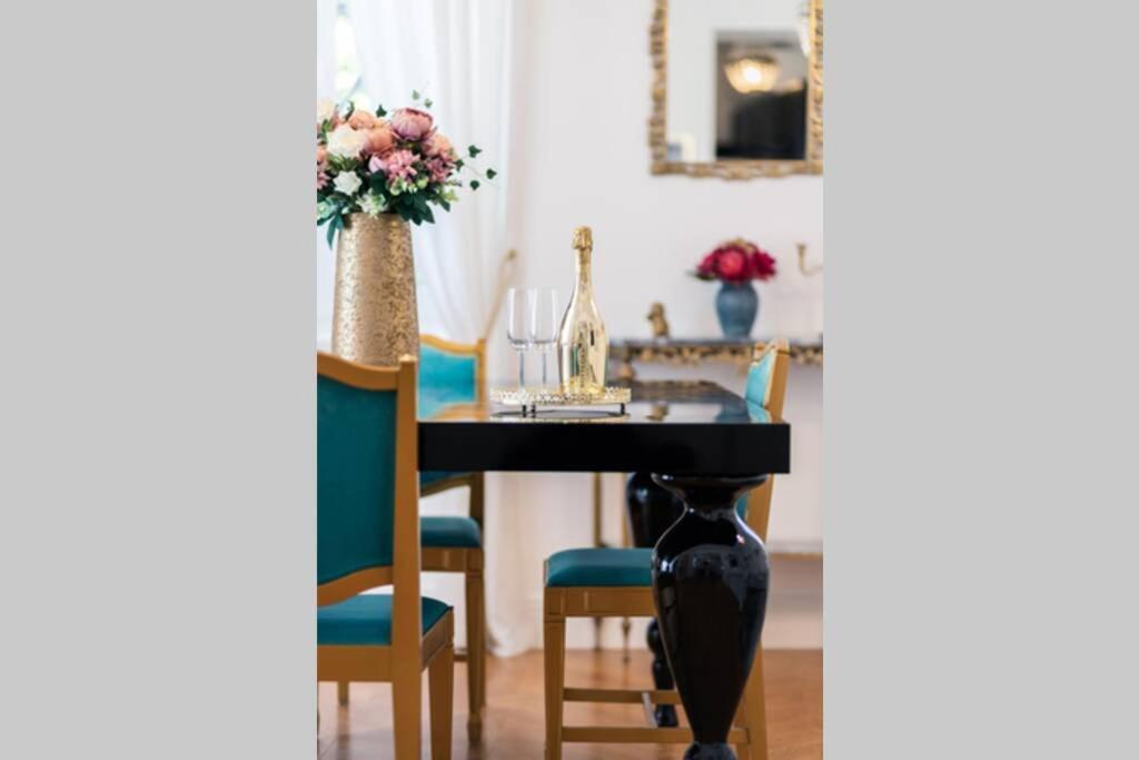 Luxurious Apartment Bella Lux In City Center With Free Parking Included! Сплит Экстерьер фото